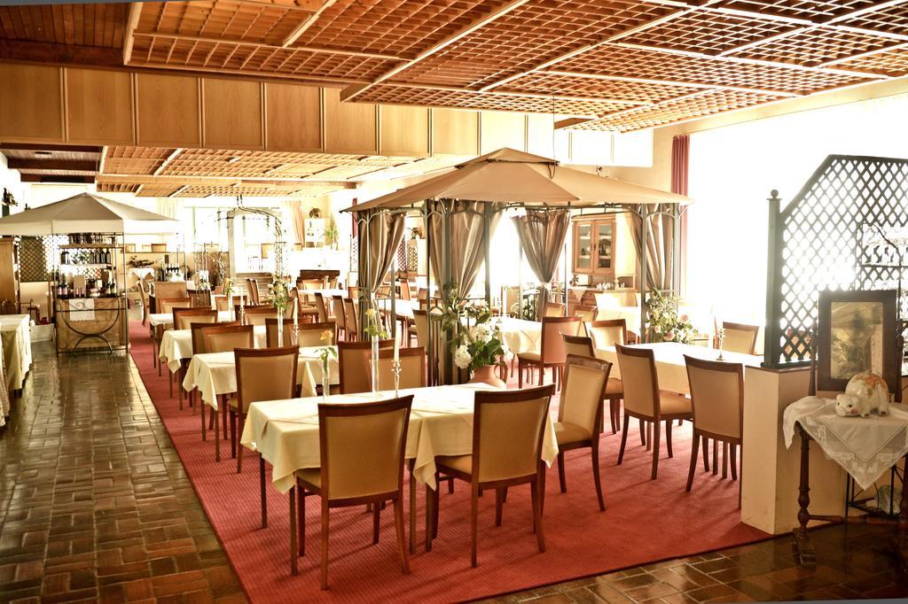 Pension Zierlinger Senftenberg Buitenkant foto